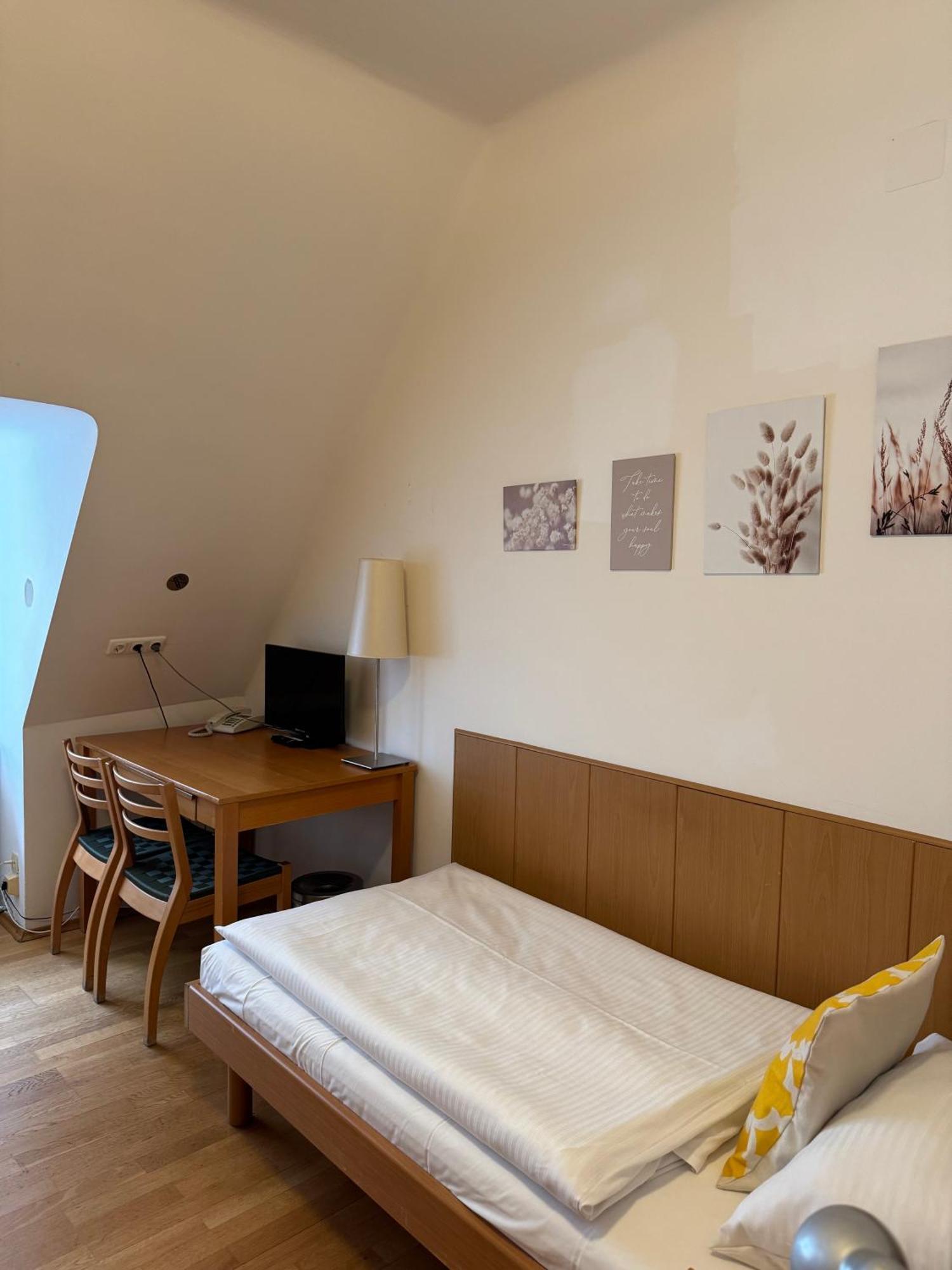 Gaestehaus Deutscher Orden Wien Ngoại thất bức ảnh